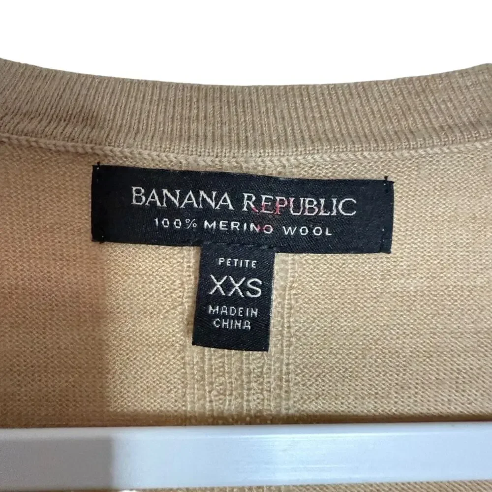 Banana Republic 100% Merino Wool Long Sleeve Sweater Women XXS‎ Tan V Neck